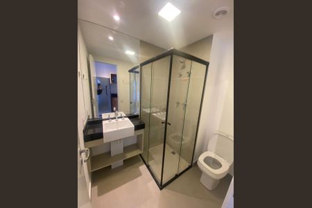 Banheiro de kitnet/studio à venda com 1 quarto, 22m² em Santo Amaro, São Paulo