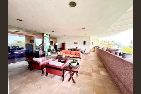 Casa à venda com 3 quartos, 300m² em Jardim Botânico, Rio de Janeiro