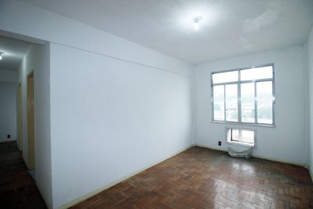 Sala de apartamento para alugar com 2 quartos, 60m² em Penha, Rio de Janeiro