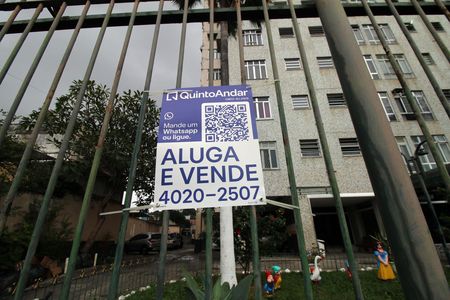 Apartamento para alugar com 60m², 2 quartos e 1 vagaPlaca