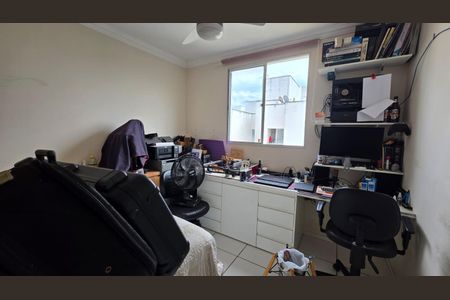 Apartamento à venda com 2 quartos, 55m² em Palmital Iii, Lagoa Santa