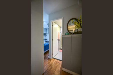 Apartamento à venda com 75m², 2 quartos e 2 vagasCorredor da Suíte 