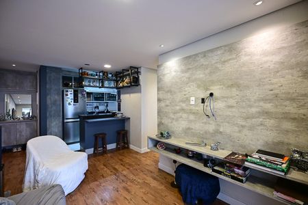 Apartamento à venda com 75m², 2 quartos e 2 vagasSala