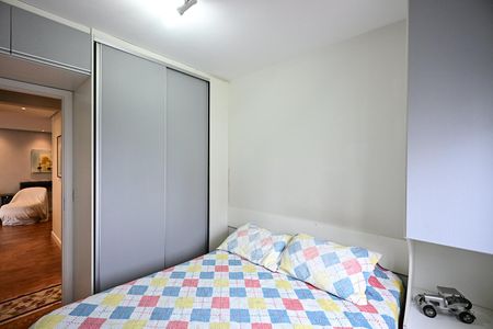 Apartamento à venda com 75m², 2 quartos e 2 vagasQuarto