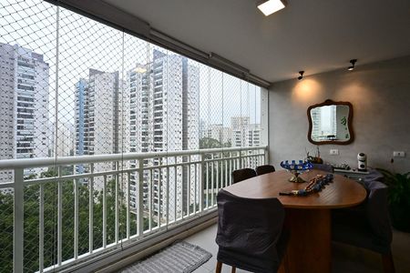 Apartamento à venda com 75m², 2 quartos e 2 vagasVaranda