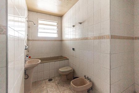 Apartamento à venda com 100m², 2 quartos e sem vaga Apartamento à venda com 100m², 2 quartos e sem vagaBanheiro