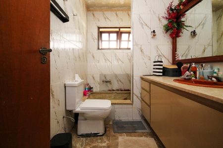 Casa de condomínio para alugar com 1500m², 7 quartos e 8 vagas Casa de condomínio para alugar com 1500m², 7 quartos e 8 vagasBanheiro Suíte 3