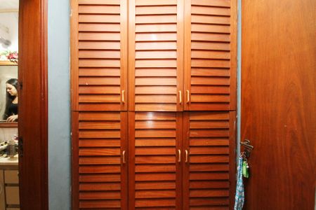 Casa de condomínio para alugar com 1500m², 7 quartos e 8 vagas Casa de condomínio para alugar com 1500m², 7 quartos e 8 vagasCloset Suíte 3