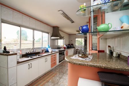 Casa de condomínio para alugar com 1500m², 7 quartos e 8 vagas Casa de condomínio para alugar com 1500m², 7 quartos e 8 vagasCozinha