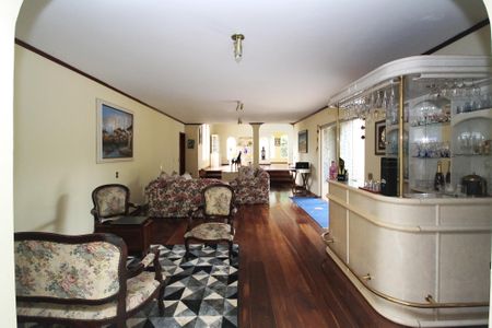 Sala Estar de casa de condomínio para alugar com 7 quartos, 1500m² em Jardim da Gloria, Cotia