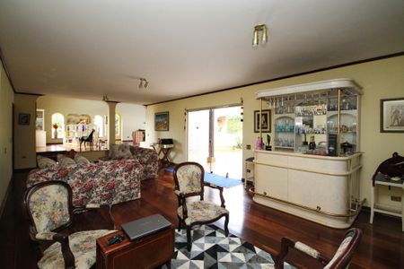 Casa de condomínio para alugar com 1500m², 7 quartos e 8 vagas Casa de condomínio para alugar com 1500m², 7 quartos e 8 vagasSala Estar