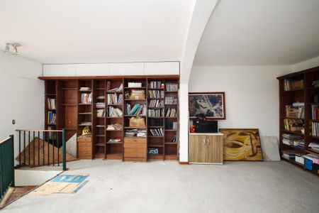 Casa de condomínio para alugar com 1500m², 7 quartos e 8 vagas Casa de condomínio para alugar com 1500m², 7 quartos e 8 vagasEscritório Suíte 1