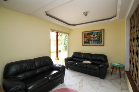 Casa de condomínio para alugar com 1500m², 7 quartos e 8 vagas Casa de condomínio para alugar com 1500m², 7 quartos e 8 vagasSala de TV