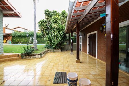 Casa de condomínio para alugar com 1500m², 7 quartos e 8 vagas Casa de condomínio para alugar com 1500m², 7 quartos e 8 vagasVaranda