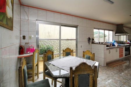 Casa de condomínio para alugar com 1500m², 7 quartos e 8 vagas Casa de condomínio para alugar com 1500m², 7 quartos e 8 vagasCozinha