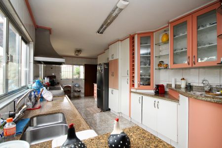 Cozinha de casa de condomínio para alugar com 7 quartos, 1500m² em Jardim da Gloria, Cotia