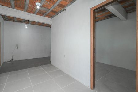 Sala / Cozinha de casa para alugar com 1 quarto, 50m² em Jardim Carvalho, Porto Alegre