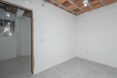 Quarto de casa para alugar com 1 quarto, 50m² em Jardim Carvalho, Porto Alegre