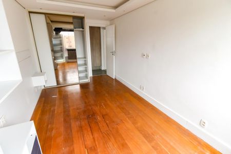 Apartamento à venda com 160m², 4 quartos e 2 vagasQuarto 1