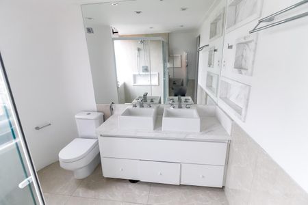 Apartamento à venda com 160m², 4 quartos e 2 vagasSuíte 2