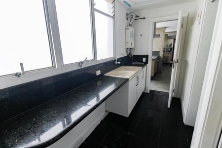 Apartamento à venda com 160m², 4 quartos e 2 vagasÁrea de Serviço