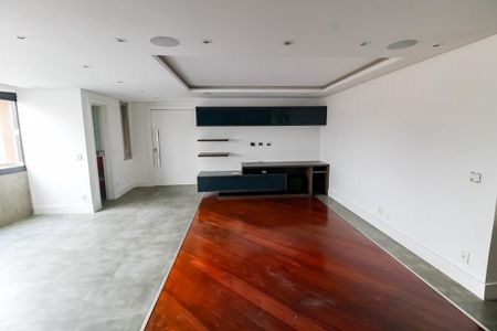Apartamento à venda com 160m², 4 quartos e 2 vagasSala