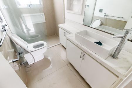 Apartamento à venda com 160m², 4 quartos e 2 vagasBanheiro Corredor