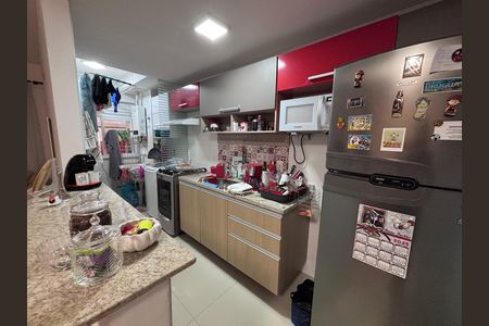 Apartamento à venda com 75m², 2 quartos e 1 vaga Apartamento à venda com 75m², 2 quartos e 1 vagaCozinha