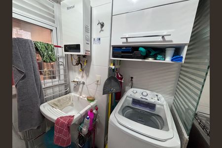 Apartamento à venda com 75m², 2 quartos e 1 vaga Apartamento à venda com 75m², 2 quartos e 1 vagaÁrea de Serviço