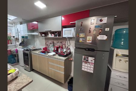 Apartamento à venda com 75m², 2 quartos e 1 vaga Apartamento à venda com 75m², 2 quartos e 1 vagaCozinha