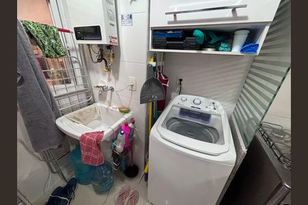 Apartamento à venda com 75m², 2 quartos e 1 vaga Apartamento à venda com 75m², 2 quartos e 1 vagaÁrea de Serviço