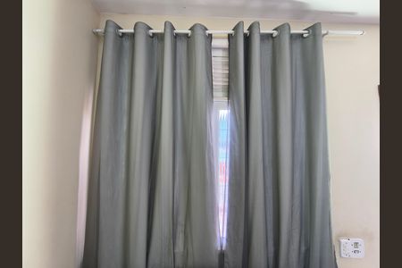 Casa de condomínio à venda com 214m², 3 quartos e 2 vagas Casa de condomínio à venda com 214m², 3 quartos e 2 vagasVista da Sala