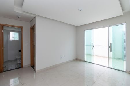 Sala de apartamento à venda com 2 quartos, 107m² em Piratininga, Belo Horizonte