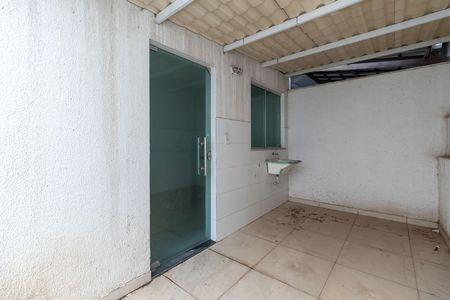 Apartamento à venda com 107m², 2 quartos e 1 vagaÁrea de Serviço