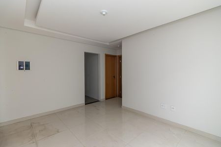 Sala de apartamento à venda com 2 quartos, 107m² em Piratininga, Belo Horizonte