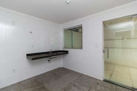 Apartamento à venda com 107m², 2 quartos e 1 vagaCozinha