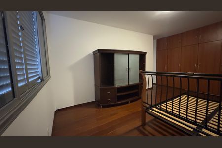 Apartamento à venda com 240m², 4 quartos e 2 vagas