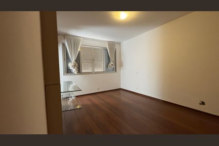 Apartamento à venda com 240m², 4 quartos e 2 vagas