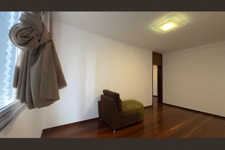 Apartamento à venda com 240m², 4 quartos e 2 vagas