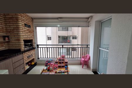 Apartamento à venda com 96m², 3 quartos e 2 vagas Apartamento à venda com 96m², 3 quartos e 2 vagasVaranda gourmet