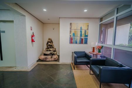 Apartamento à venda com 60m², 2 quartos e 1 vaga Apartamento à venda com 60m², 2 quartos e 1 vagaHall de entrada
