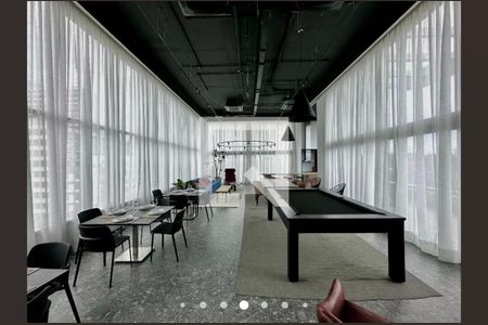 Studio à venda com 28m², 1 quarto e sem vaga