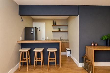 Apartamento à venda com 48m², 2 quartos e 1 vaga Apartamento à venda com 48m², 2 quartos e 1 vagaÁrea comum - Salão de festas