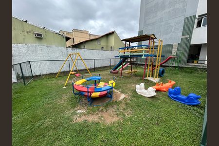 Apartamento para alugar com 60m², 2 quartos e 1 vagaÁrea comum - Playground