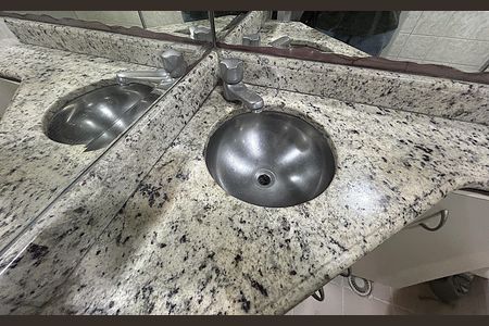 Apartamento para alugar com 60m², 2 quartos e 1 vagaBanheiro Social