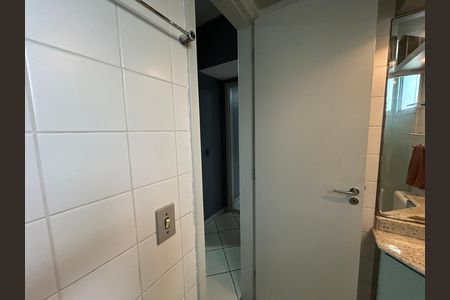Apartamento para alugar com 60m², 2 quartos e 1 vagaBanheiro da Suíte