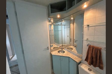 Apartamento para alugar com 60m², 2 quartos e 1 vagaBanheiro da Suíte
