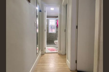Apartamento à venda com 78m², 2 quartos e 1 vaga Apartamento à venda com 78m², 2 quartos e 1 vagaCorredor