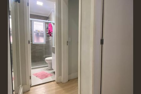 Apartamento à venda com 78m², 2 quartos e 1 vaga Apartamento à venda com 78m², 2 quartos e 1 vagaCorredor