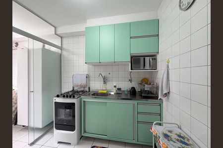 Apartamento à venda com 56m², 2 quartos e 1 vaga Apartamento à venda com 56m², 2 quartos e 1 vagaCozinha